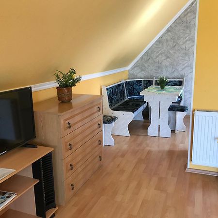 Kamilla Apartman Fonyód Exteriör bild