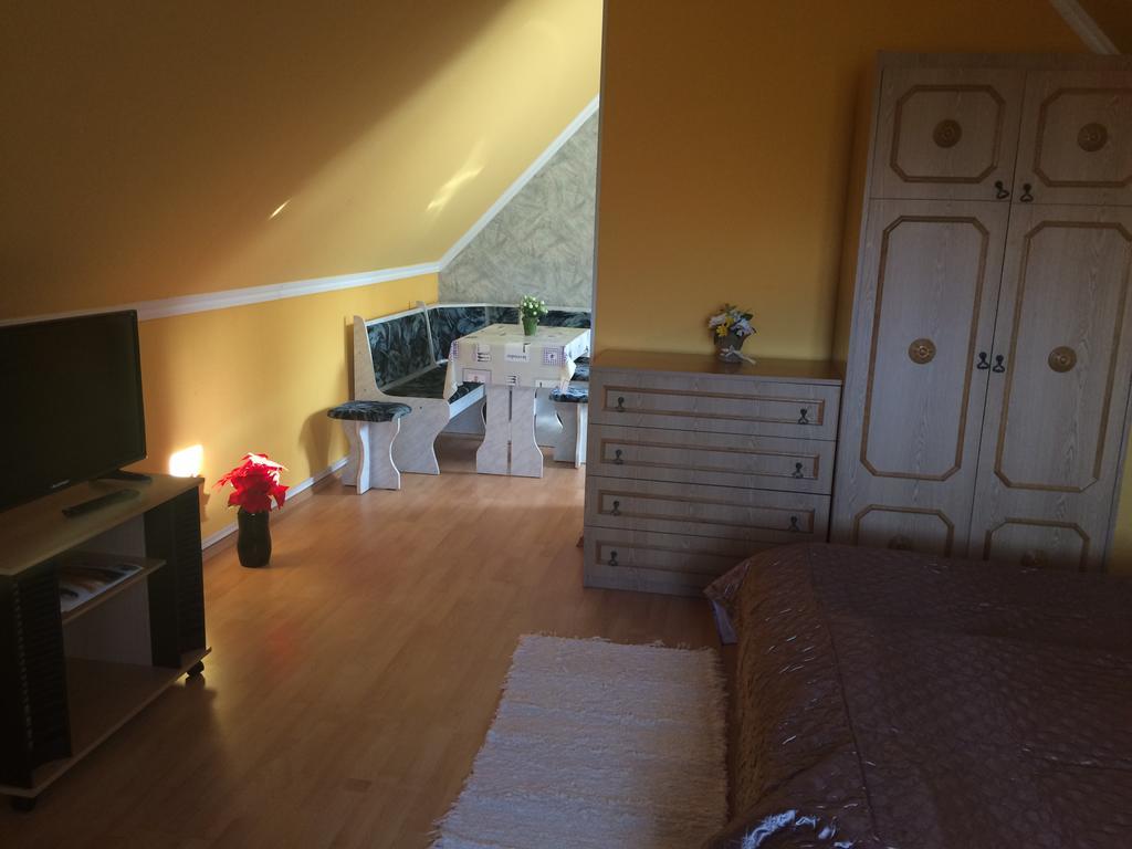 Kamilla Apartman Fonyód Exteriör bild