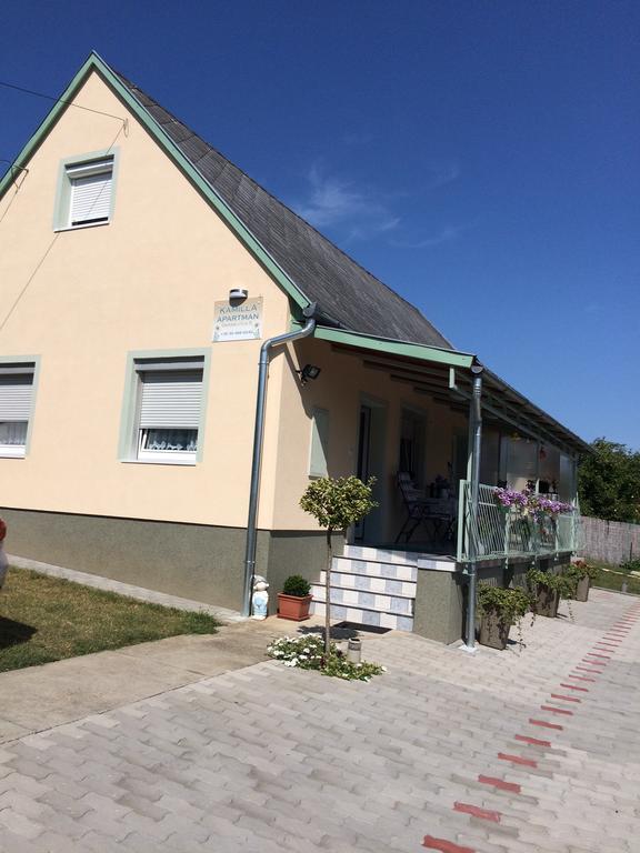 Kamilla Apartman Fonyód Exteriör bild